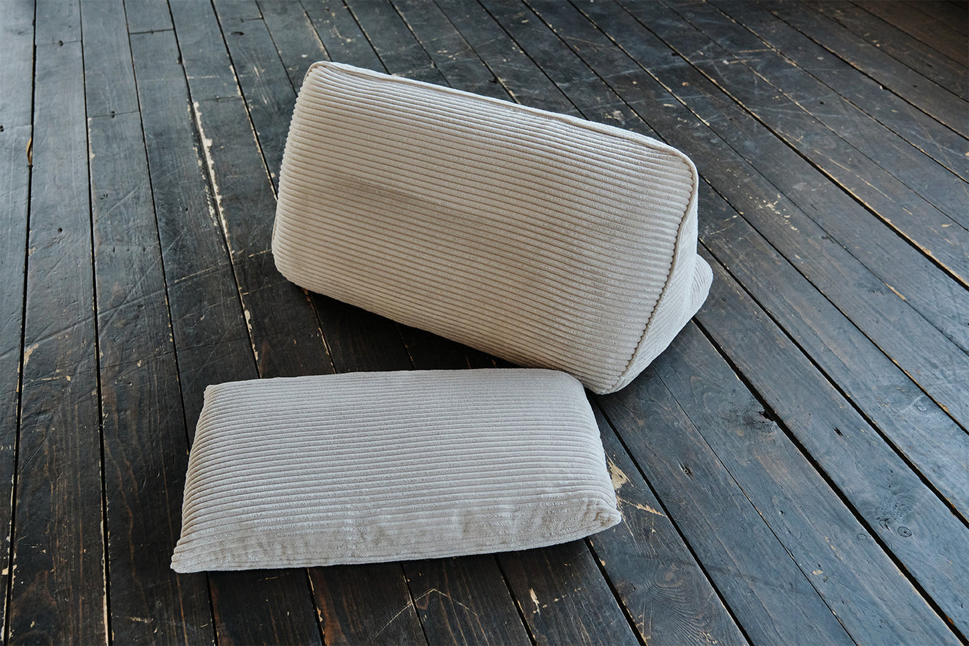 51757deb-4e94-46f3-89c4-de14bbc5005e