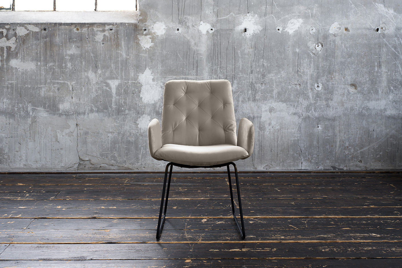 7db8aed1-dae6-4f50-bee9-149ff9e2d3ed