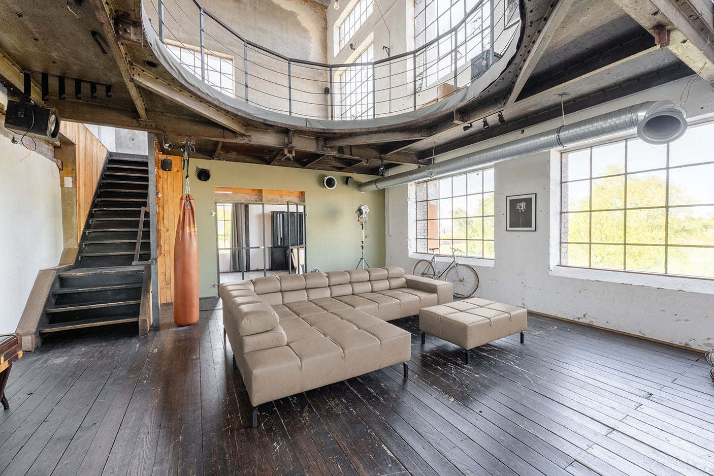 c705af63-c383-4144-98e5-ec9eaea689f8