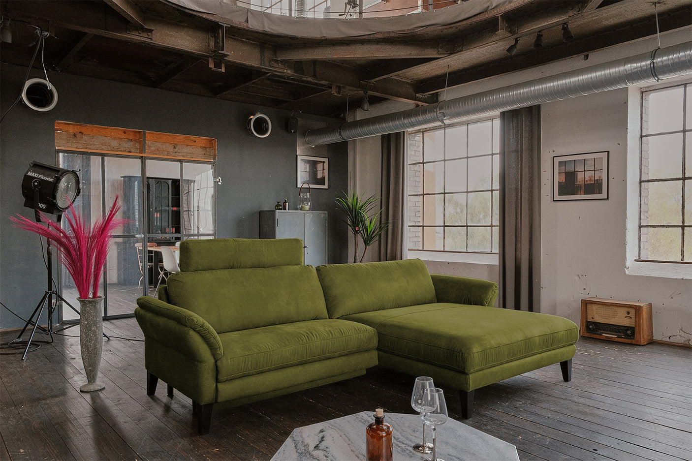 51edaa28-55c8-4f1d-ac73-4cee80f14719