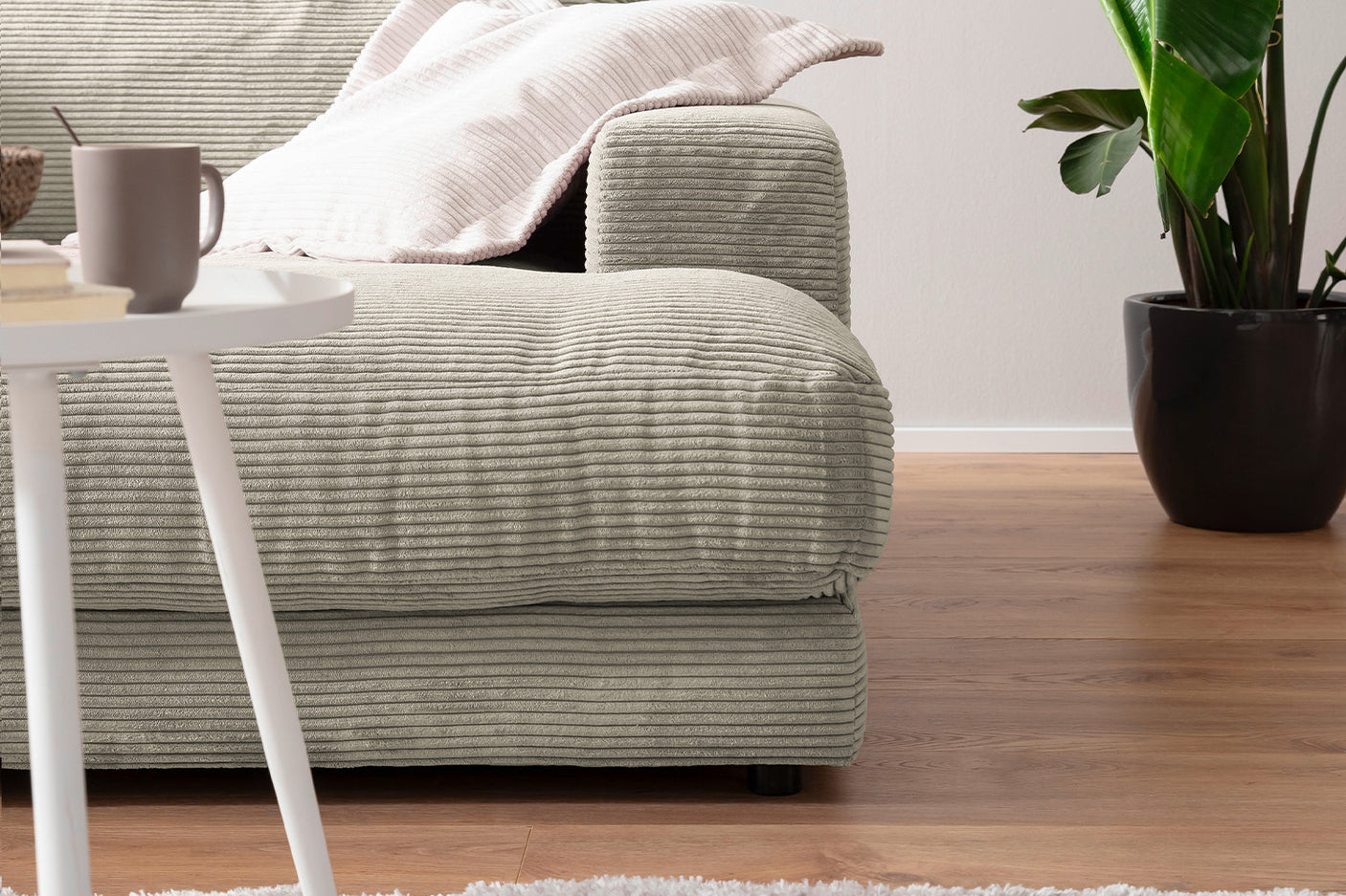 eeb86918-6405-457e-a8e7-f695de655a7d