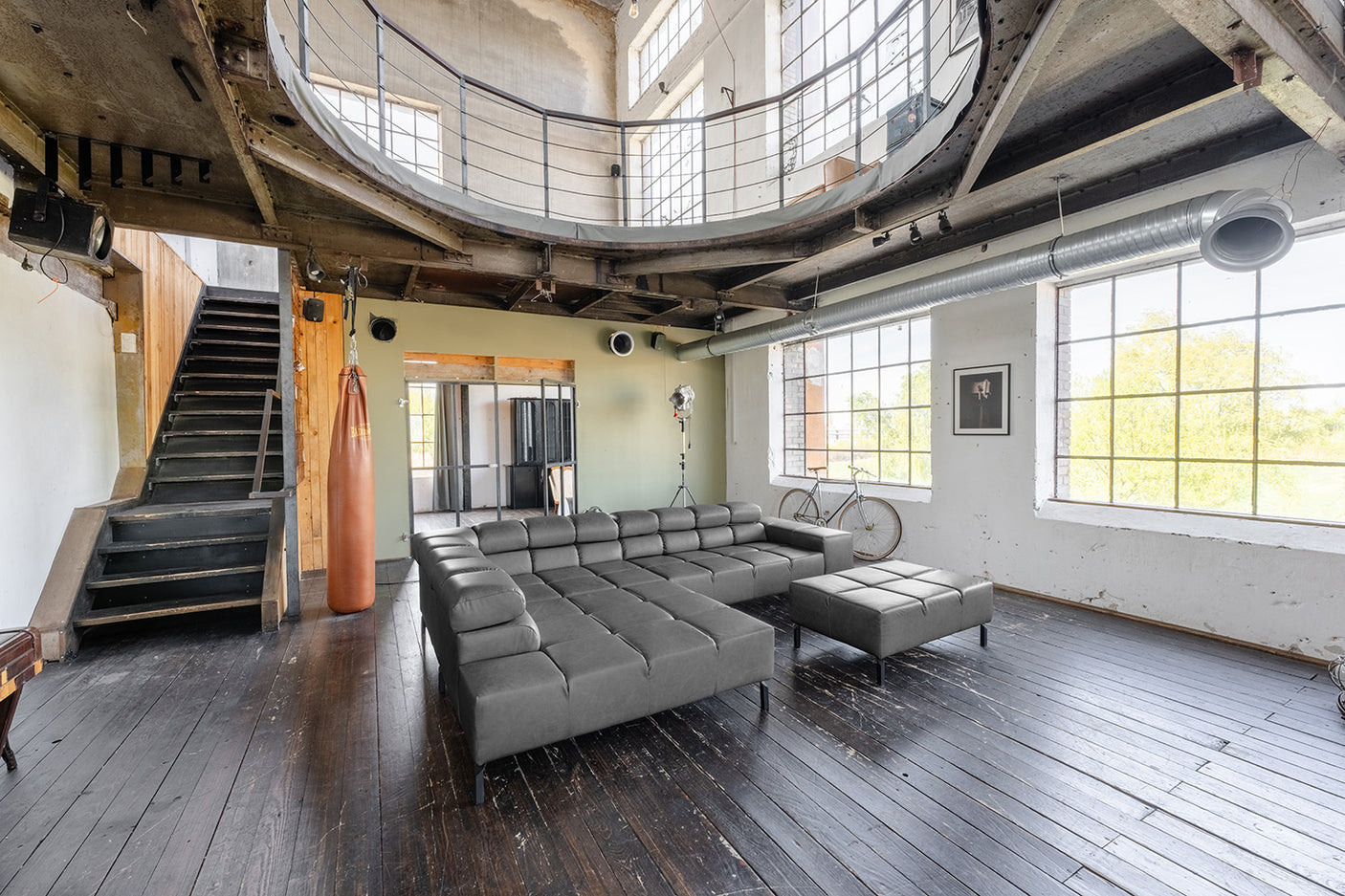 ef4359f9-a95a-40ce-ad7a-c1eae8aa4342