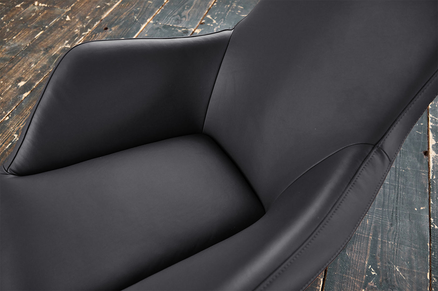 ea305cb8-067f-4e47-af20-5774d97442b5