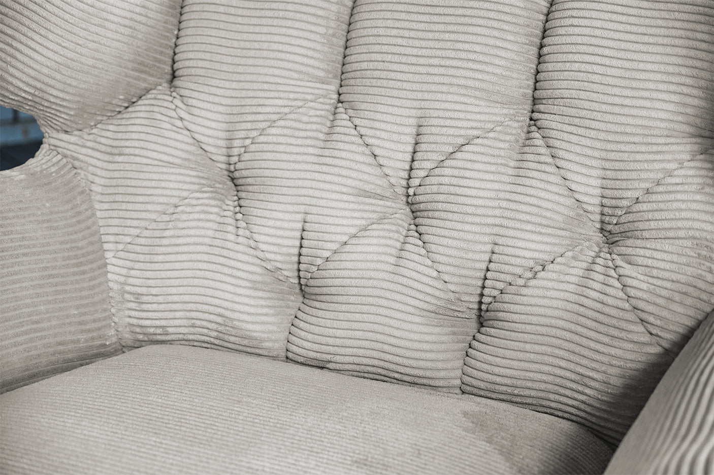 e0a39997-1371-4ff7-8e0a-f321cee99066