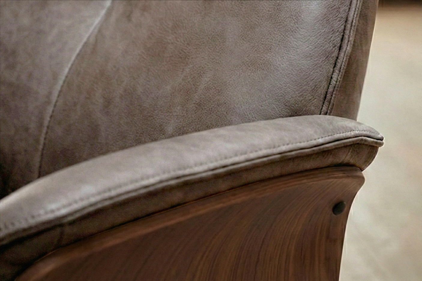 9ce17577-daf8-4c9a-9d31-52582394662e