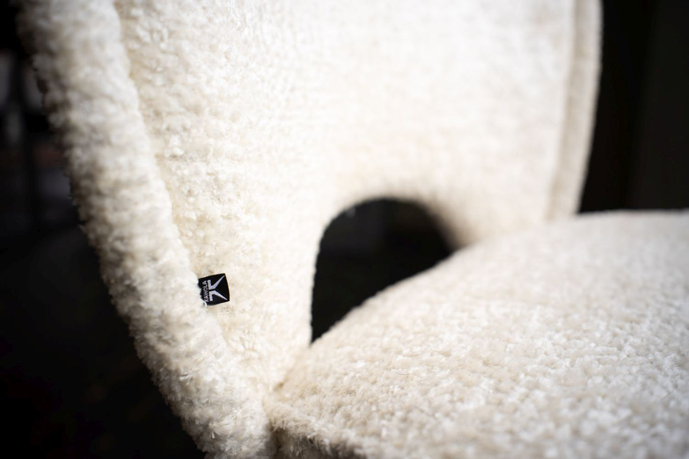 01fbf688-2e5a-475e-b9f3-3ae5c808f50a