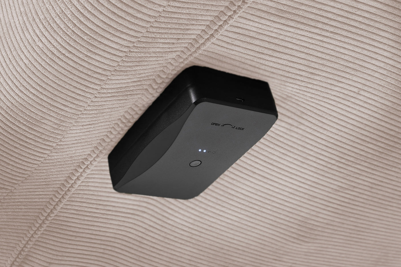 56c50b8f-a1c8-471d-a086-6a57252f480c