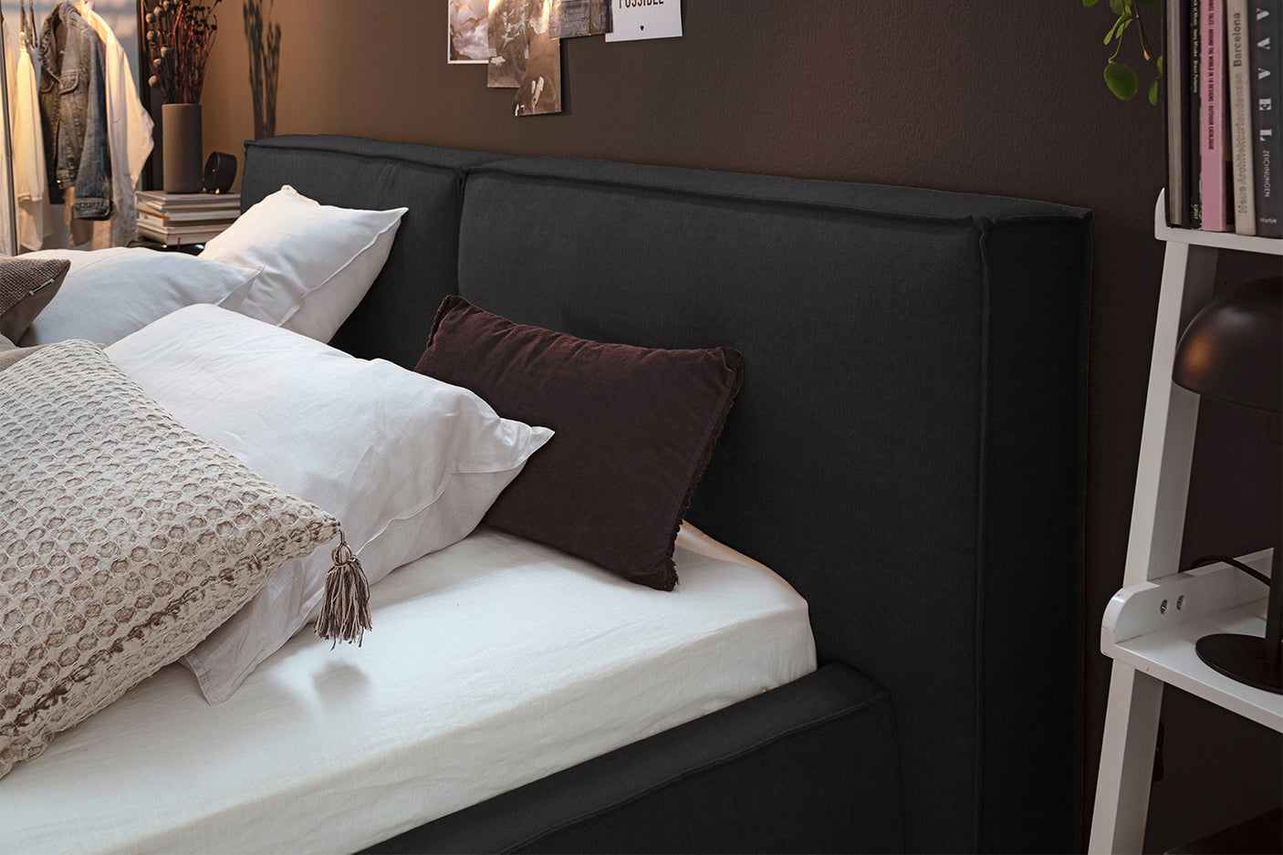 346a887c-a33c-450e-9cc8-c8b4a440184a