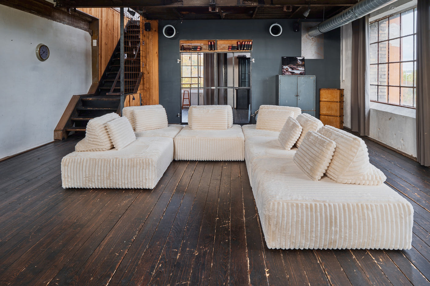 5b5fce1d-f8d4-49c0-8c61-9213c4f3eb00