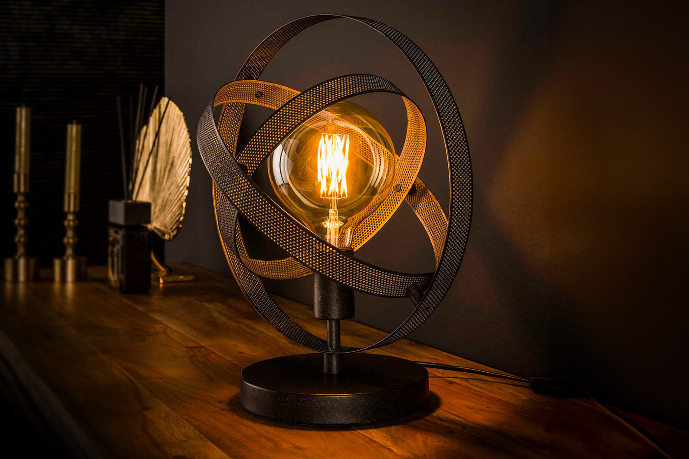 7cc1aa38-f1db-48e6-bc08-2156ae77498a