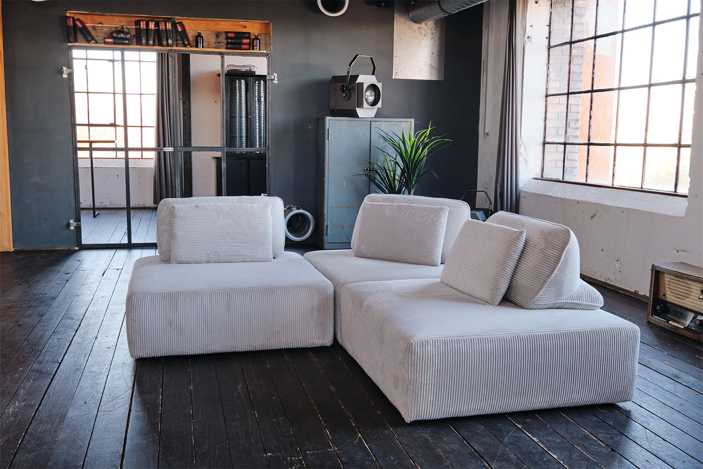 ce1078ec-548c-4ef4-aa00-3d2aa5debc11