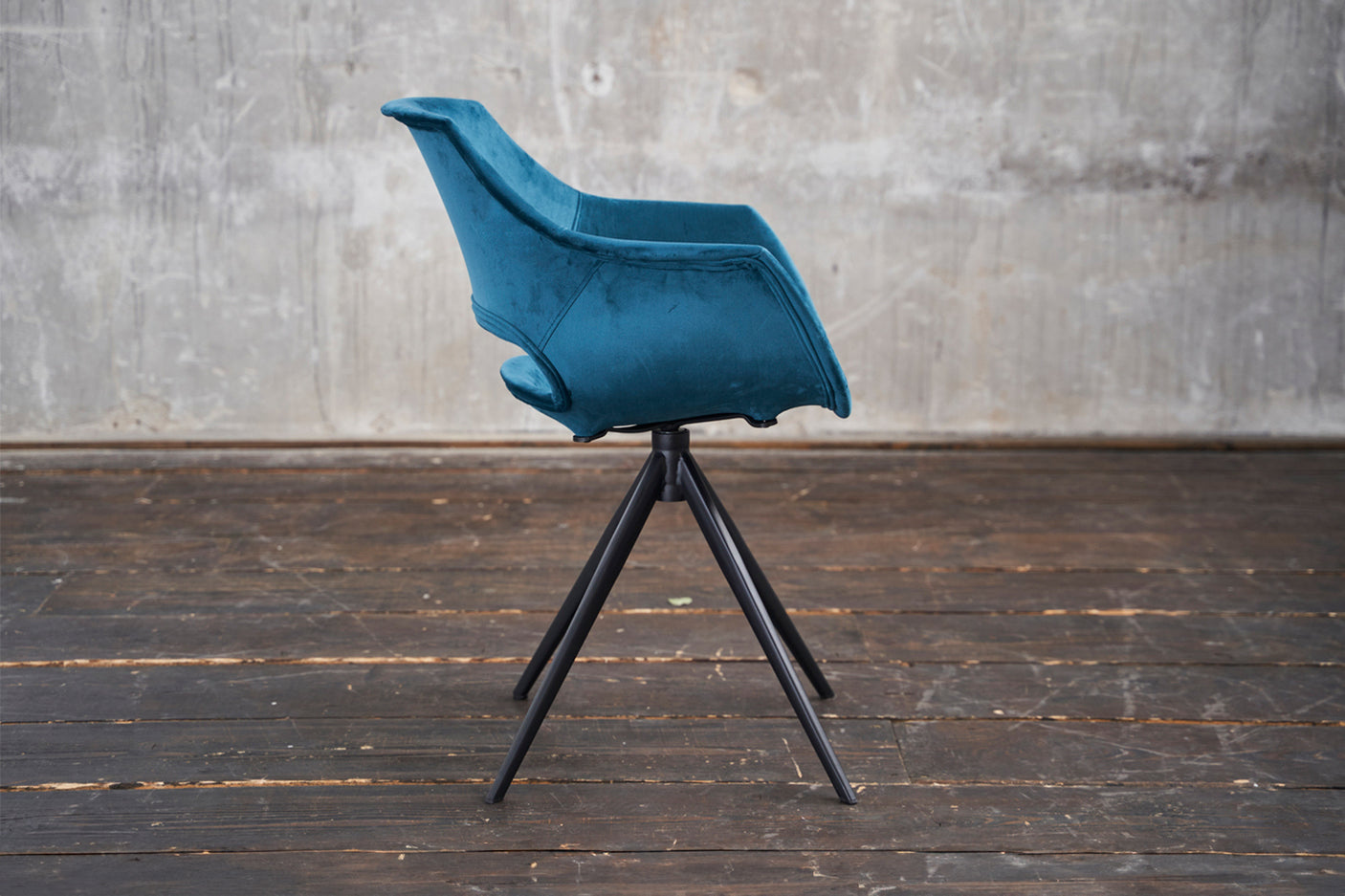 b175eb7d-a1c4-428c-9f93-7561a2d717d5