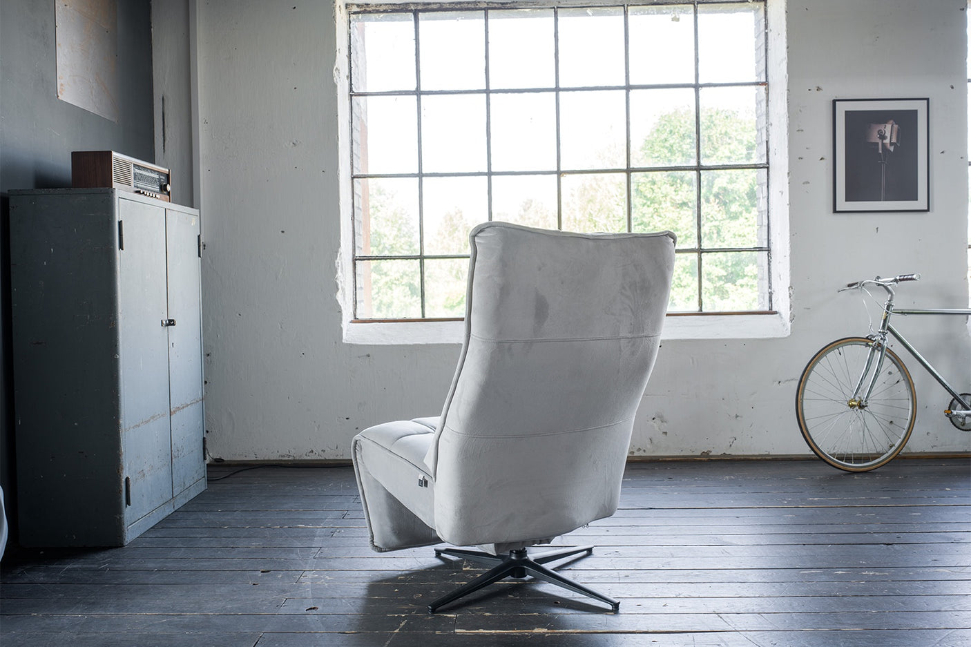 cdac698f-8a8f-4266-b5e4-04243638776f