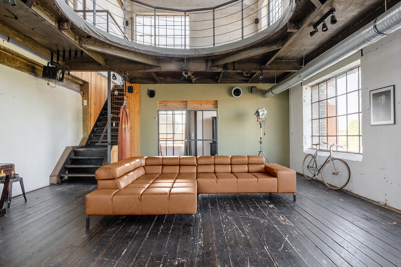 d5083ea4-b63e-403e-b867-122d075dcb1b