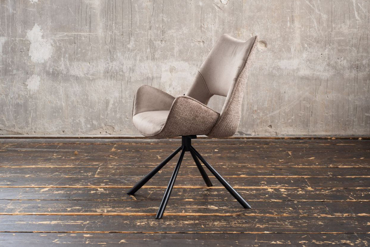 c6871b6d-585e-492c-935a-16596d7c0a59