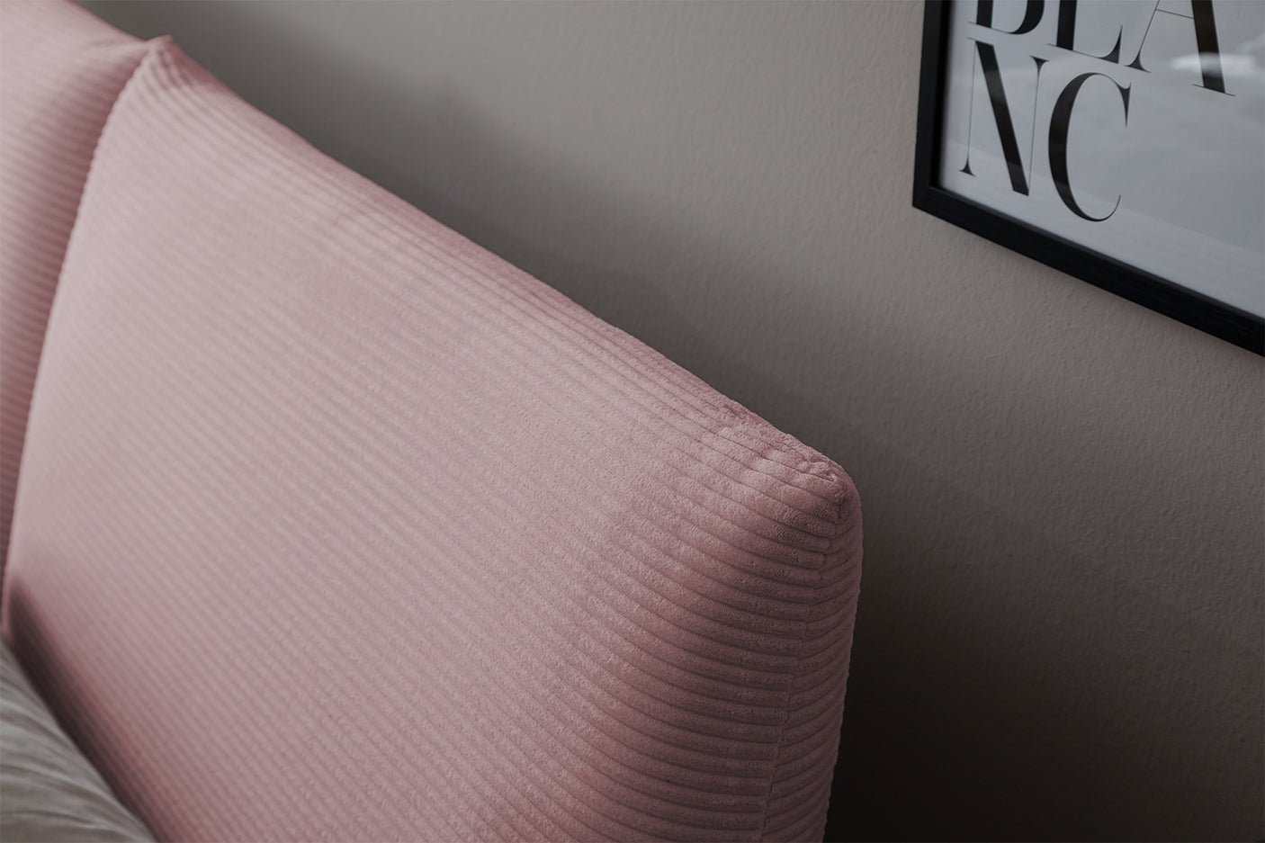 9bc73edc-f3a0-463c-83fb-bb96f2ec25cc