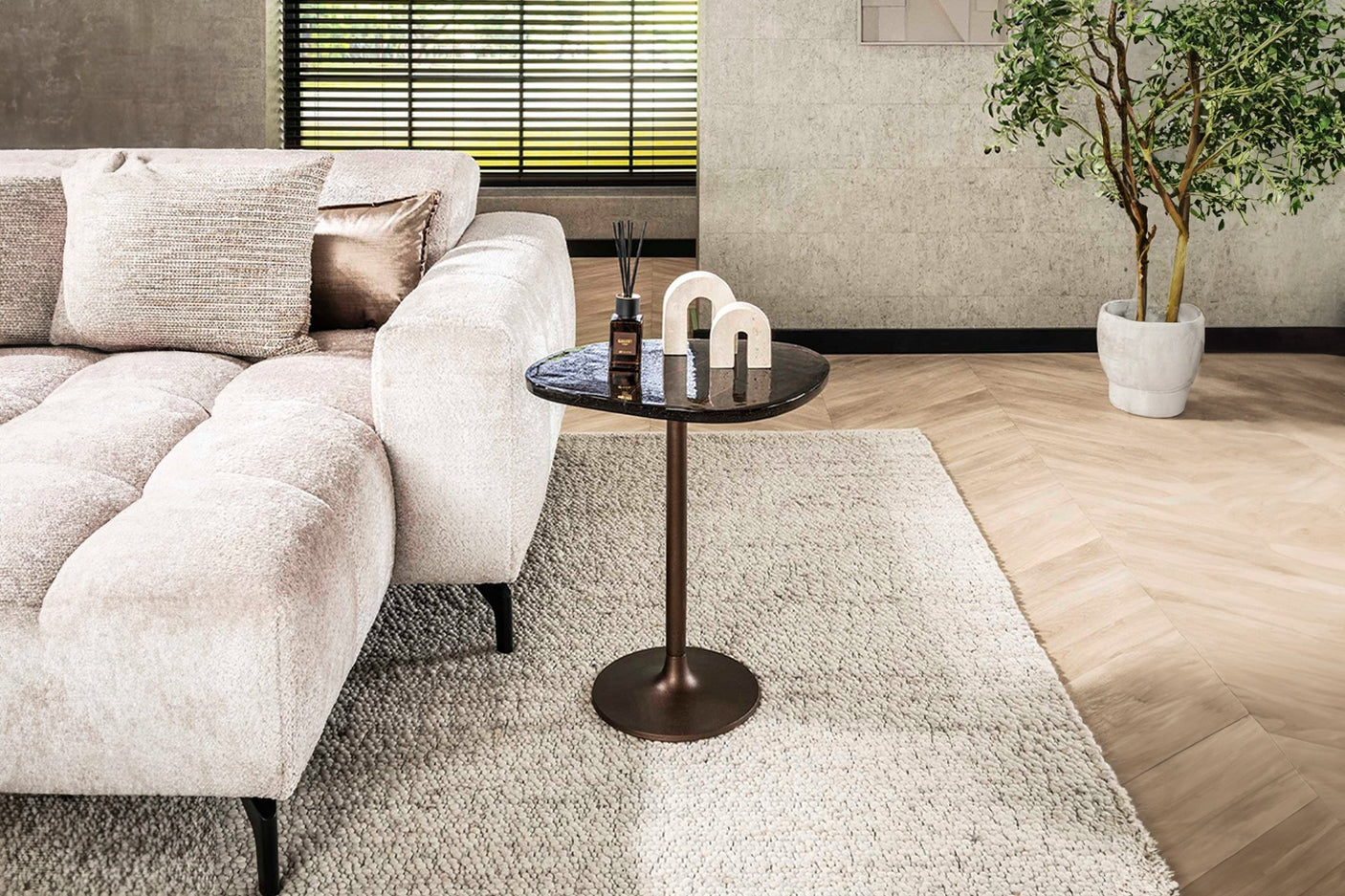 8f44cb81-38fc-49c2-aab0-12523419ee6f