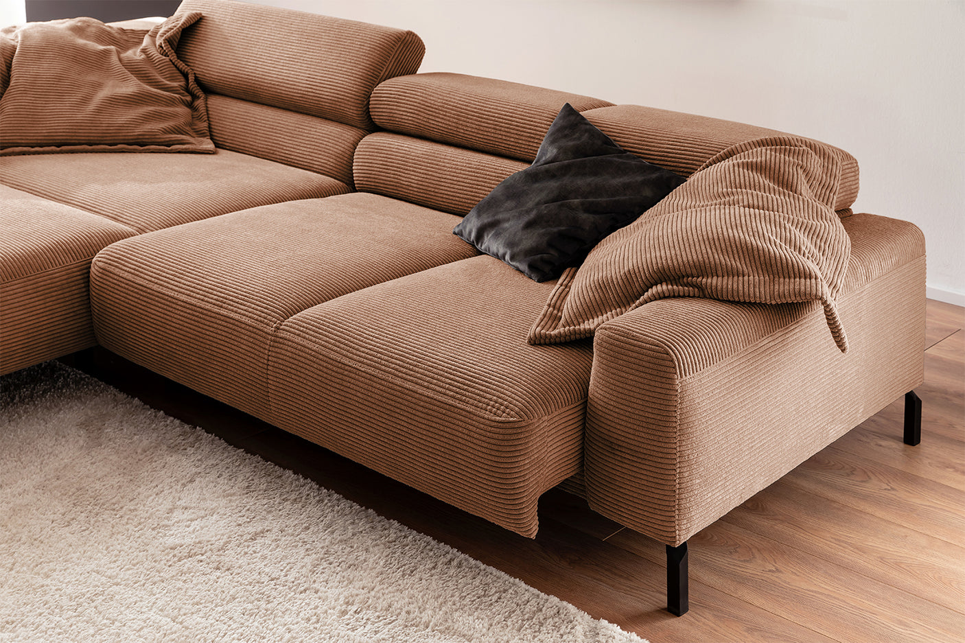 e5e7875c-40b8-49b7-bd26-688befe7e71c