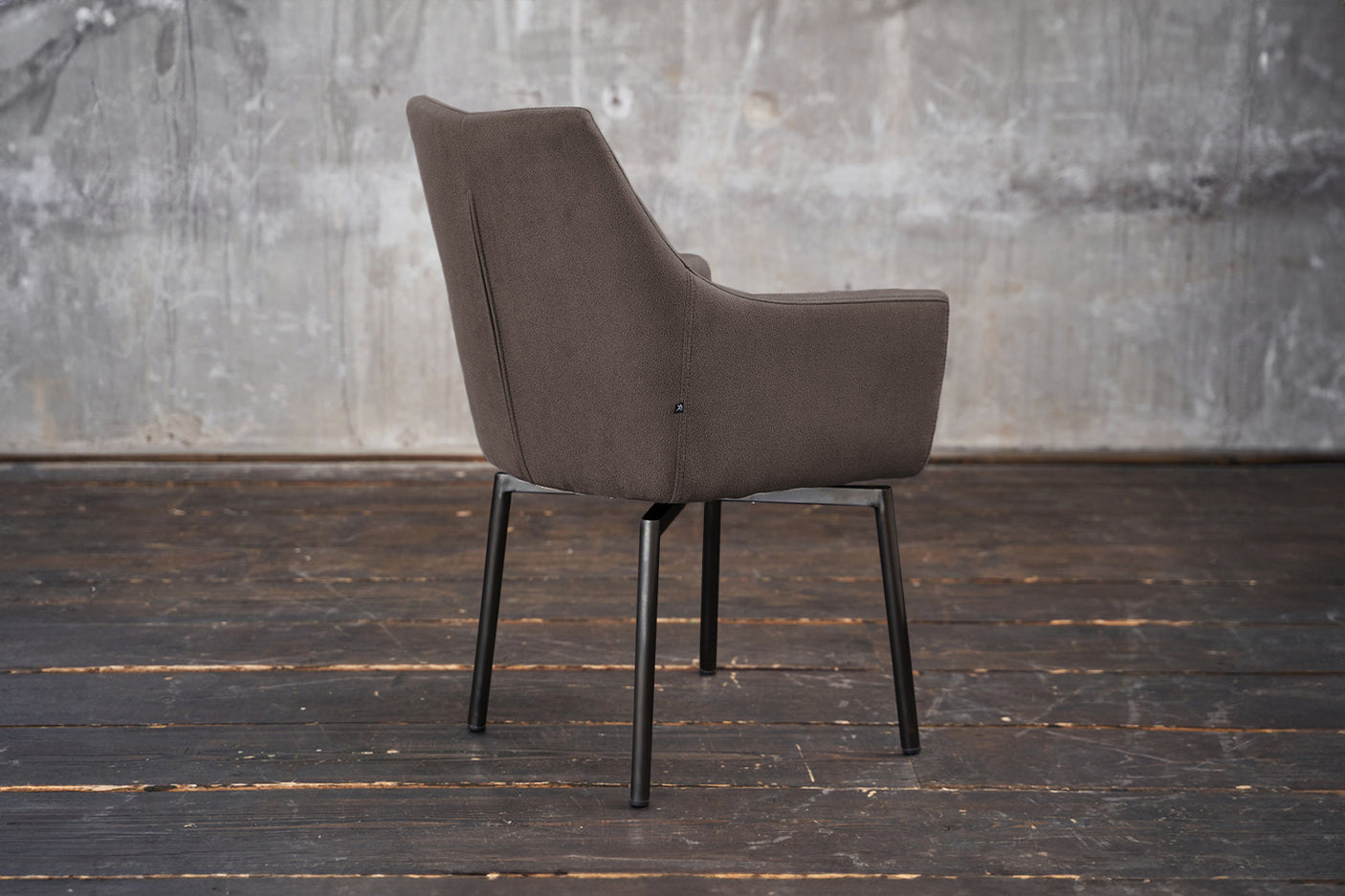 576e01f7-faac-4f33-b40b-e79b160fd6ff