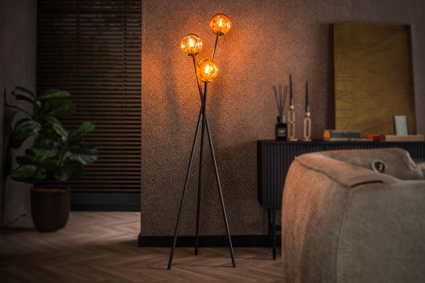 32ec9180-73ee-4636-9fc4-4b081bb0a88e