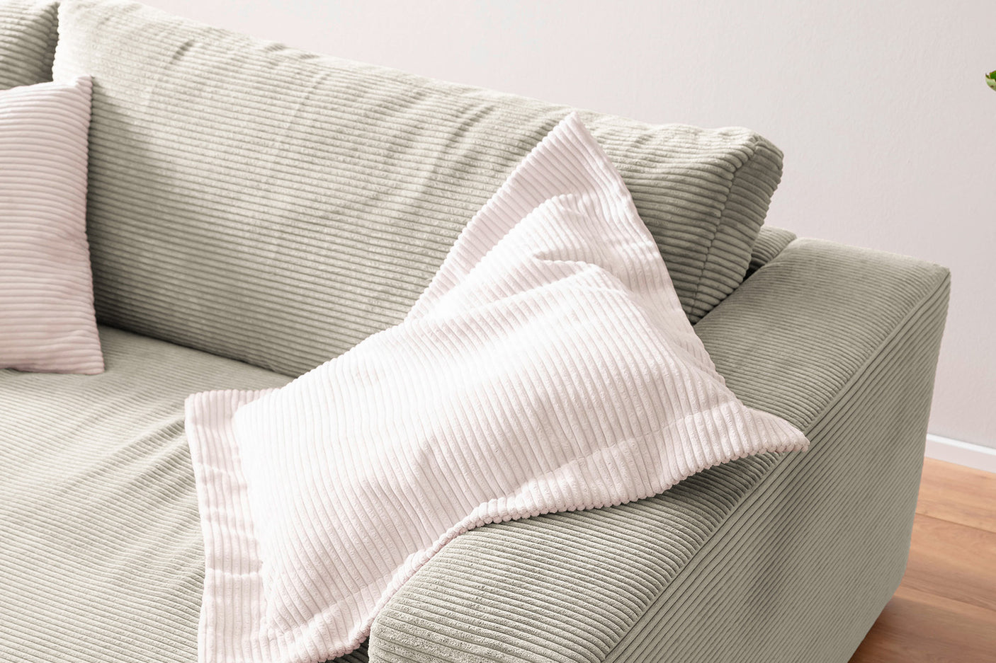 b6387c02-d7e0-45bb-9a79-024710d20d4d