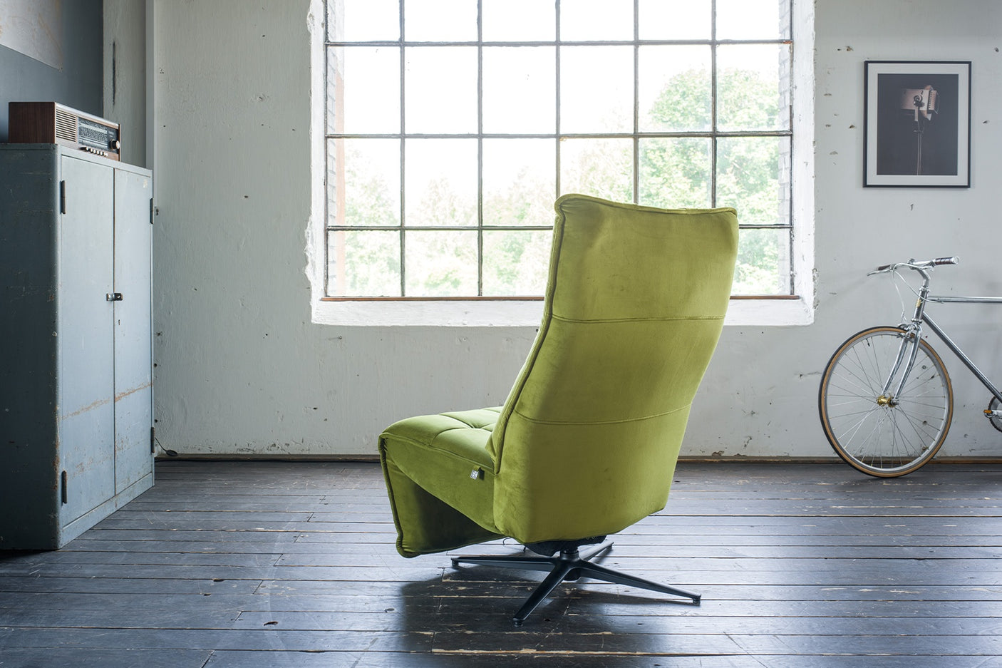 9f04fb05-cced-4cd6-8e61-05866cb9a49e