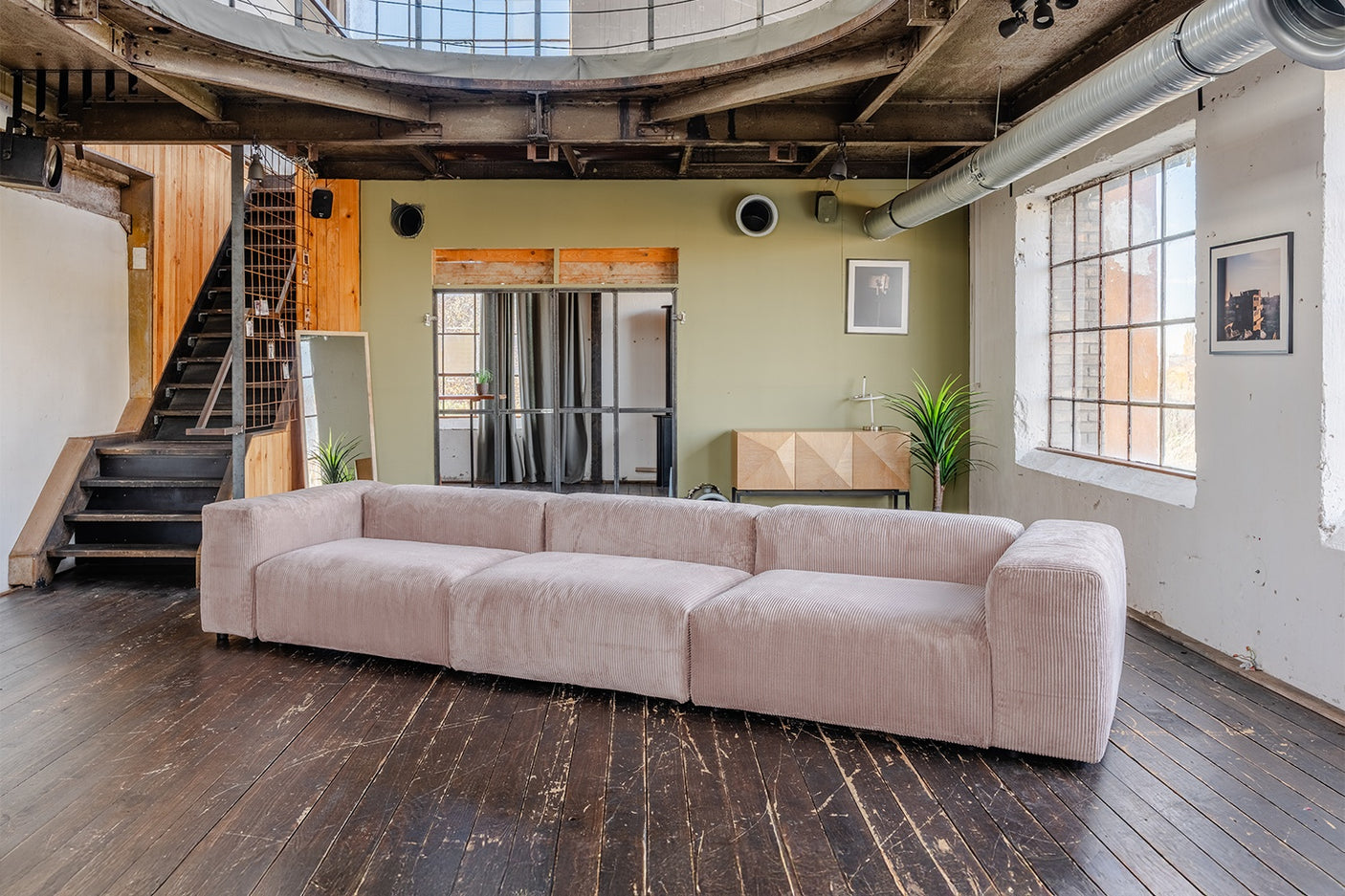 c37e844f-4c9e-4b91-89ff-a5a6d85e9648