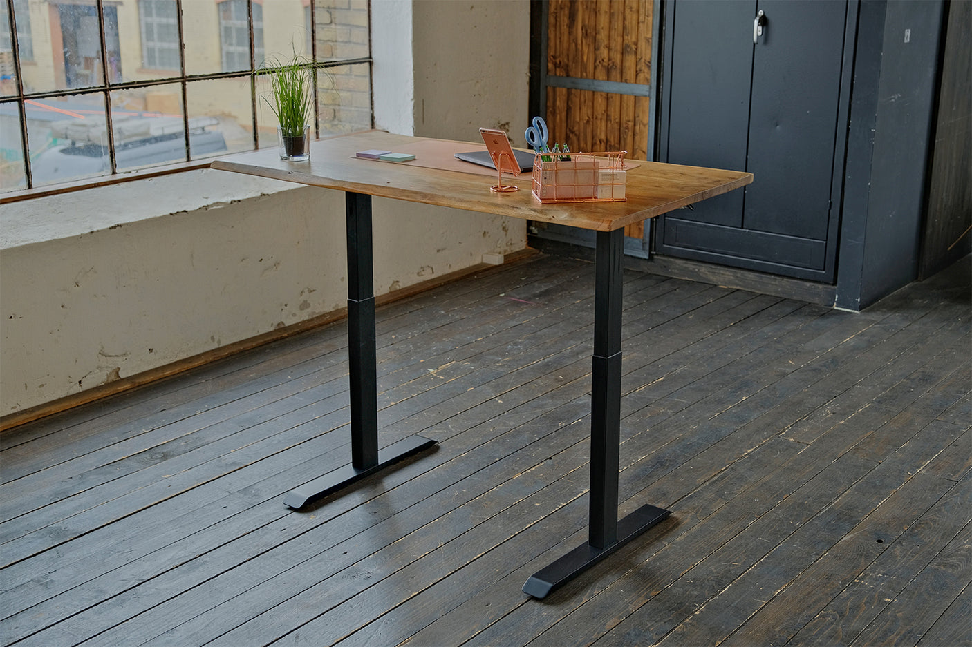 9024eb76-2654-4acf-aaec-08dac085f16d