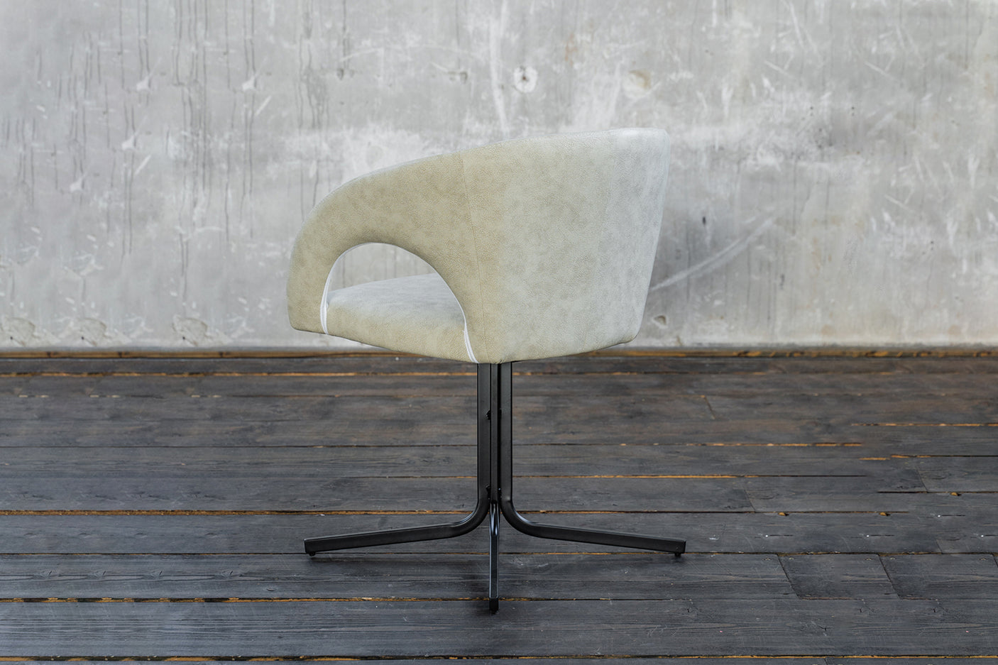 9a20f2f0-3a3a-4446-8200-a4a4376d5fc6