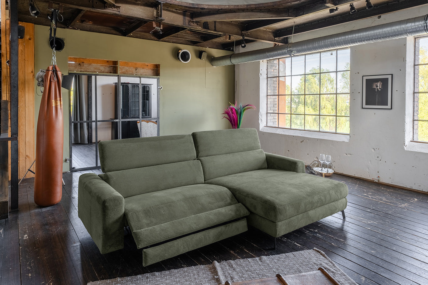 e0b8fbf3-6eac-449d-ac87-e1cec4d5dd91