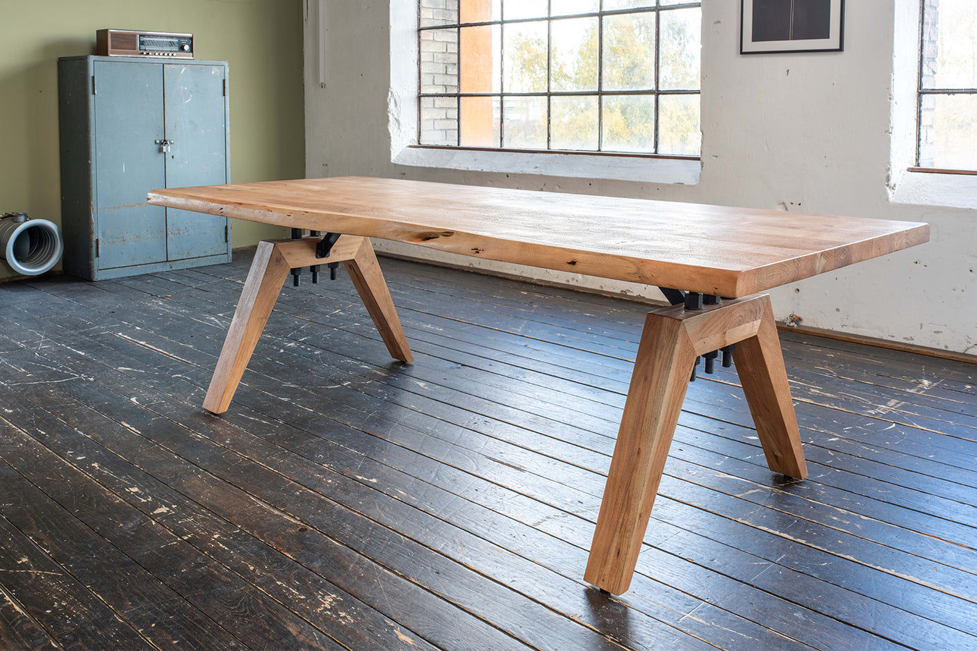 5bdbff1f-e55d-46d0-8a61-5ccc36ddf148