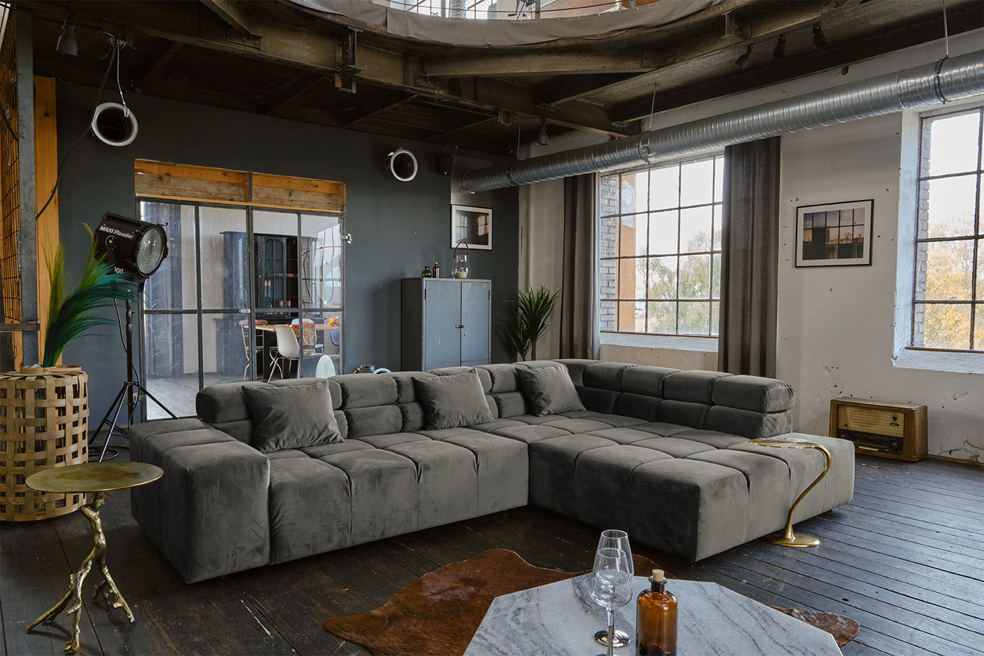 7044d9e8-4569-46d5-a430-7e8f476f42c0