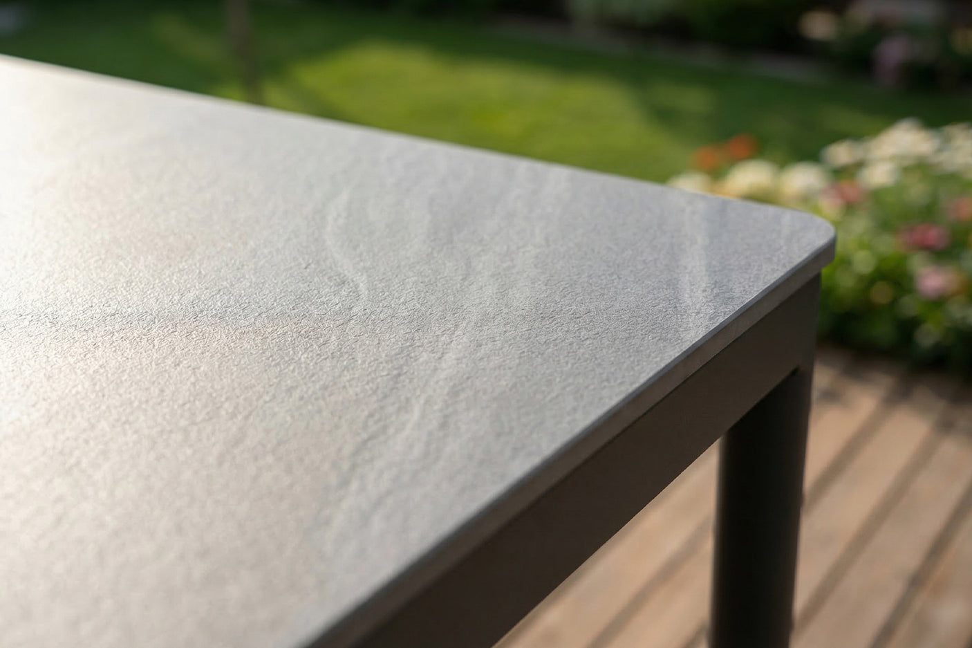 e5909d92-98c1-469b-b8e7-74eeb227cce3