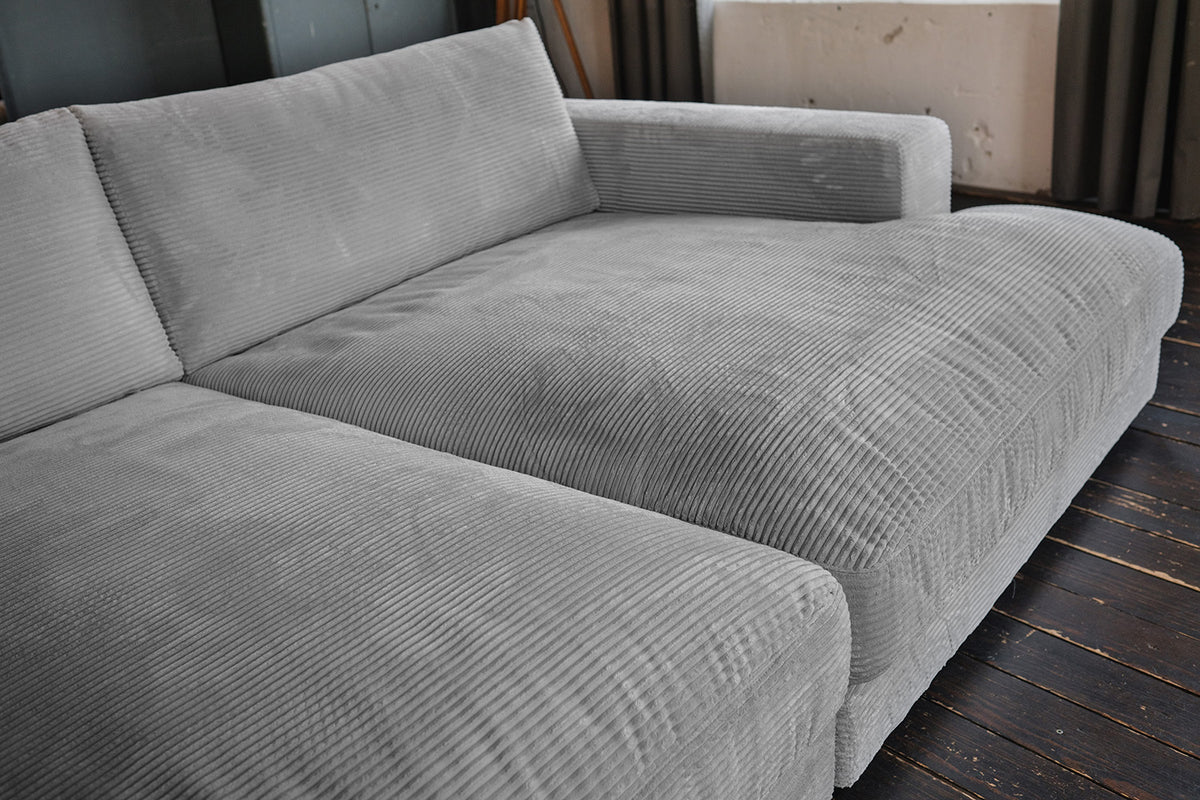 KAWOLA Big Sofa MADELINE Cord grau mit Hocker und 4 Zierkissen