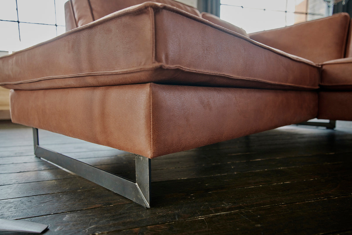KAWOLA Ecksofa VILNIUS 3-Sitzer mit Recamiere Lederfaserstoff cognac