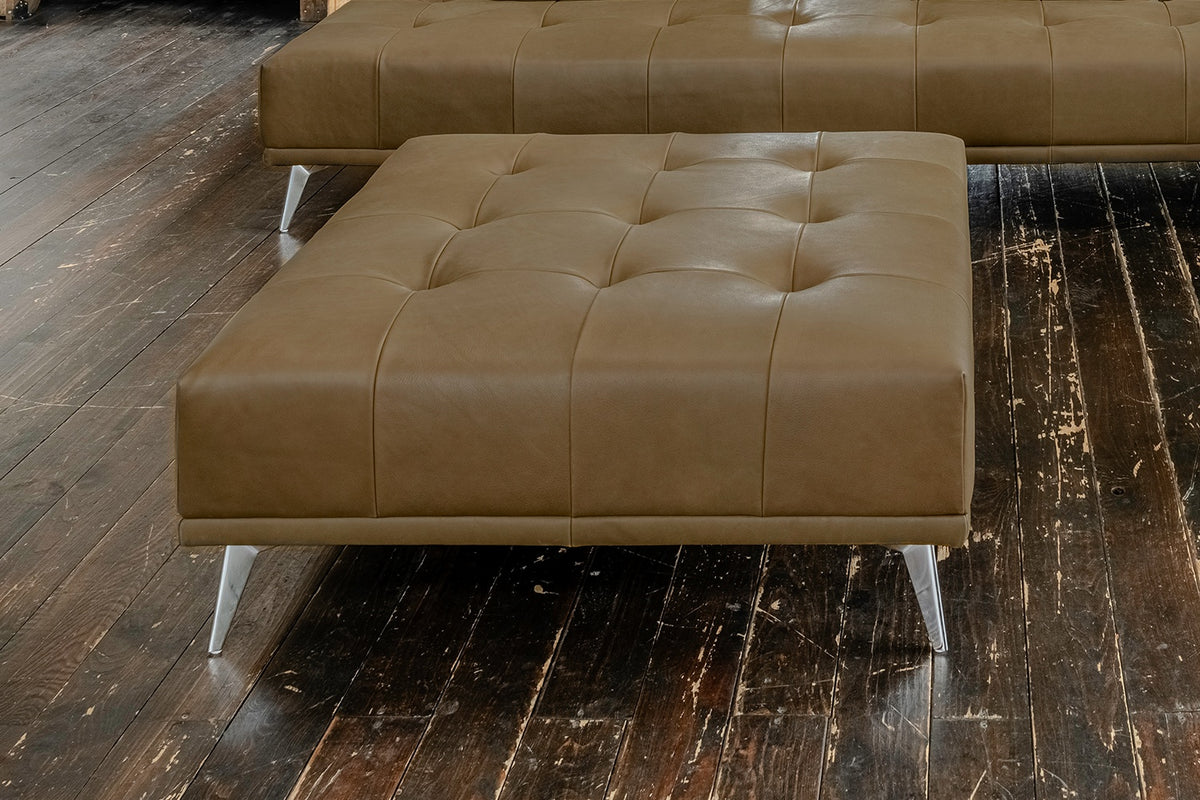 KAWOLA Hocker WIOLO Leder camel