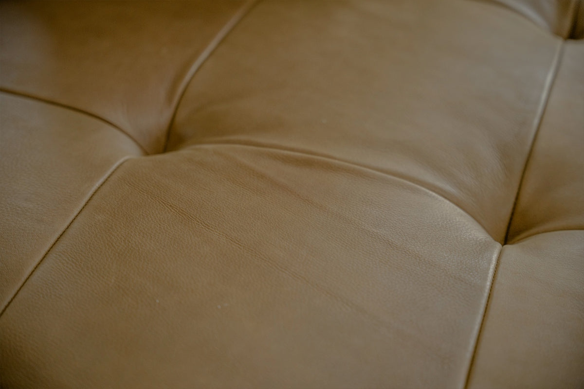 KAWOLA Hocker WIOLO Leder camel