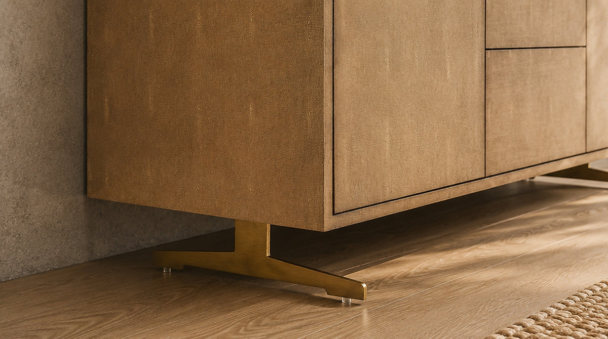 KAWOLA Sideboard GALA 2 Türen 3 Schubladen Kunstleder goldfarben Fuß Edelstahl gebürstet