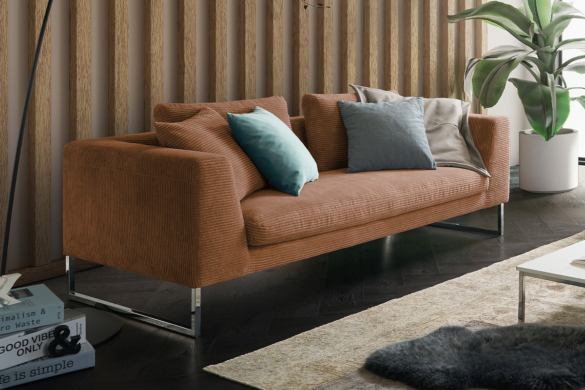 KAWOLA Sofa ARIAN 2, 5-Sitzer Metallkufe chrom Cord rost
