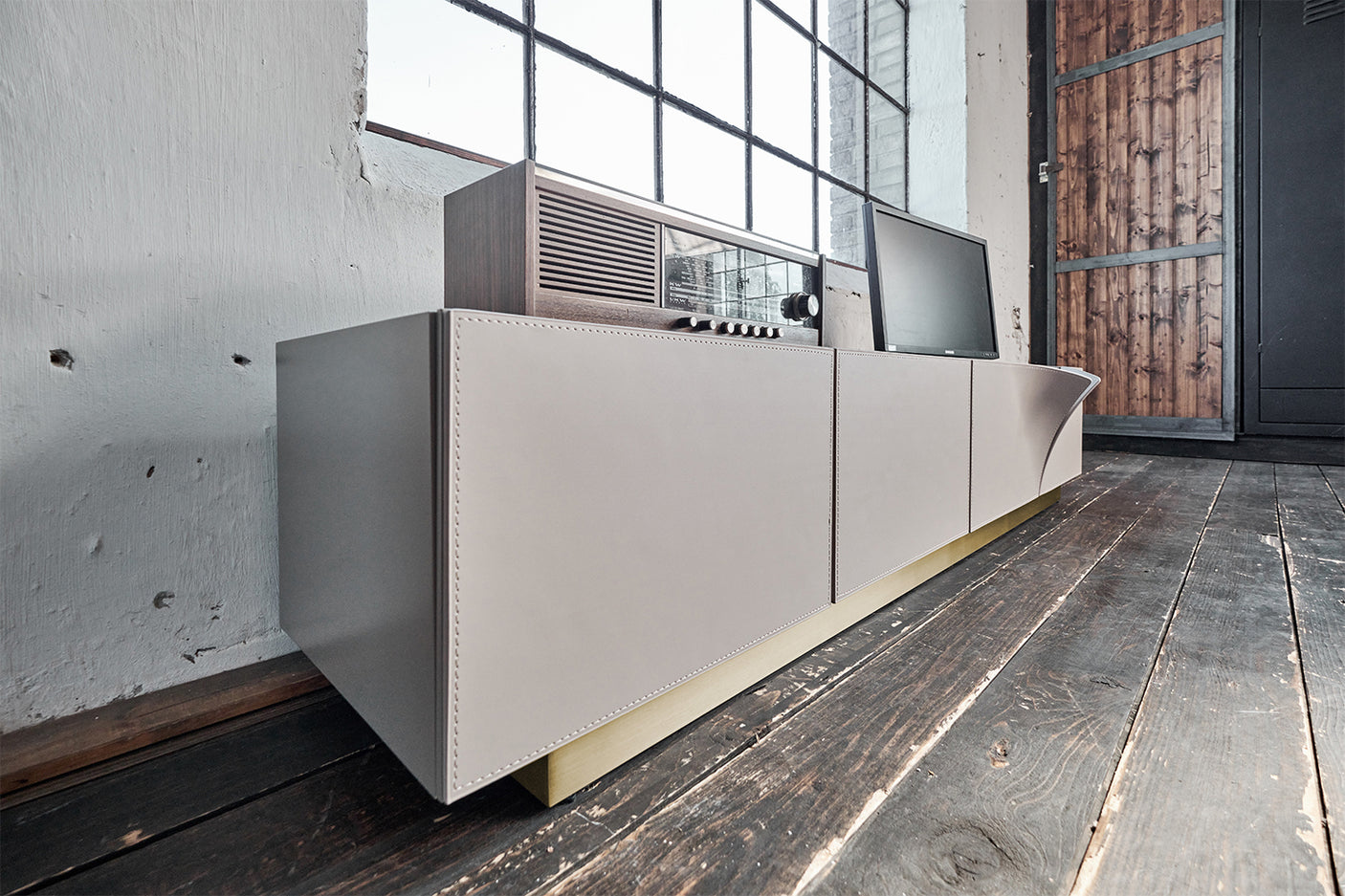 0e662f33-3b55-4a1c-8467-48b4ced240ae