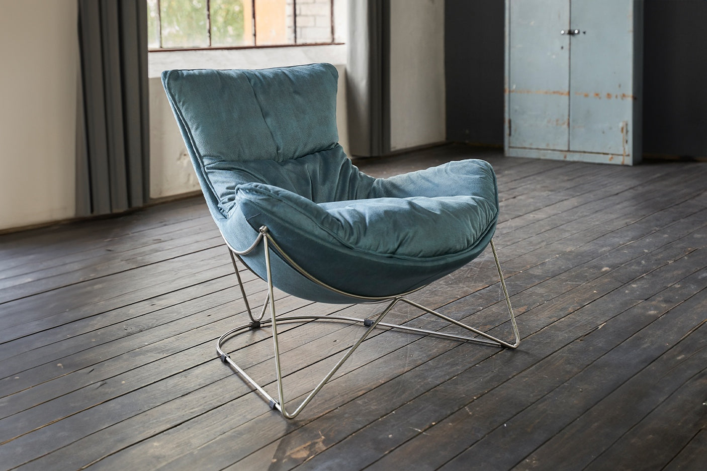 7163a1de-297d-4f7b-a00d-47bf6894cdca