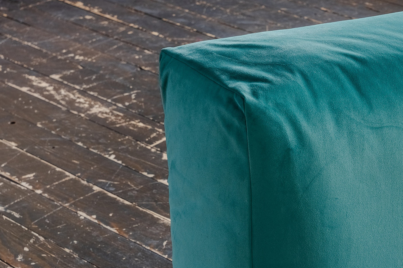 950bc0f8-72bc-4f37-a5ac-b86789a7c8b2