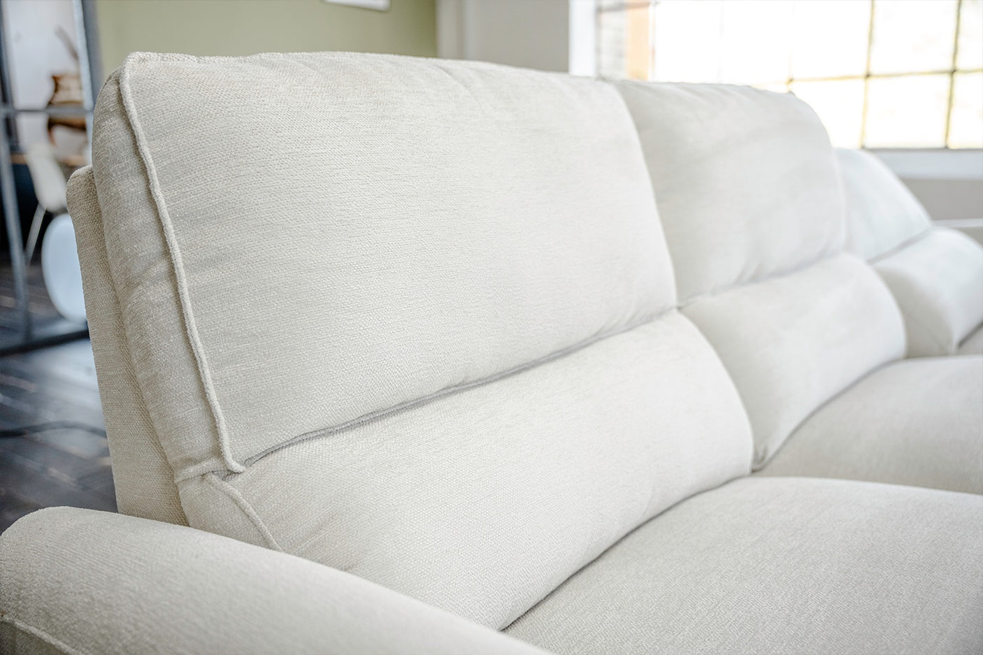 047bf995-fc5a-4af0-8b22-0f72e45d89b1