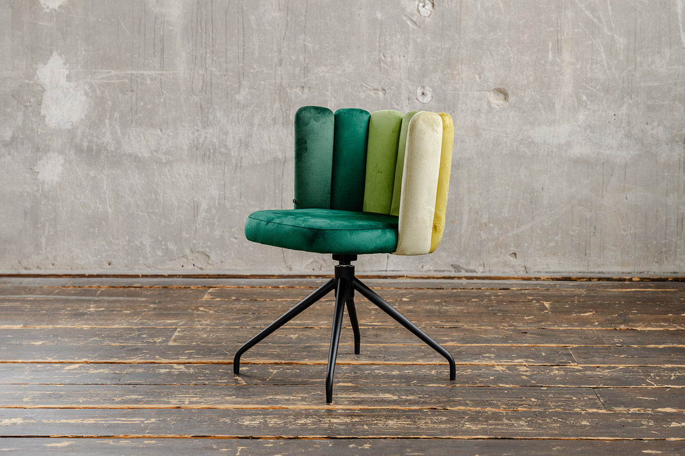 e9704d20-f391-47fa-b416-12b2b5351523