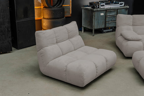 2a8f342e-4fea-4fe2-9f08-fbb03252c08a