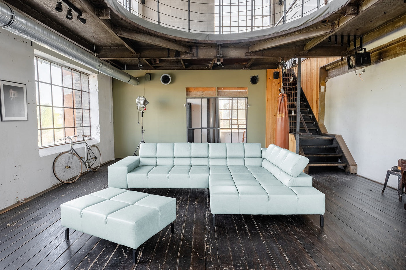 e1e55c6c-f479-4fa7-9bc6-57158805362f