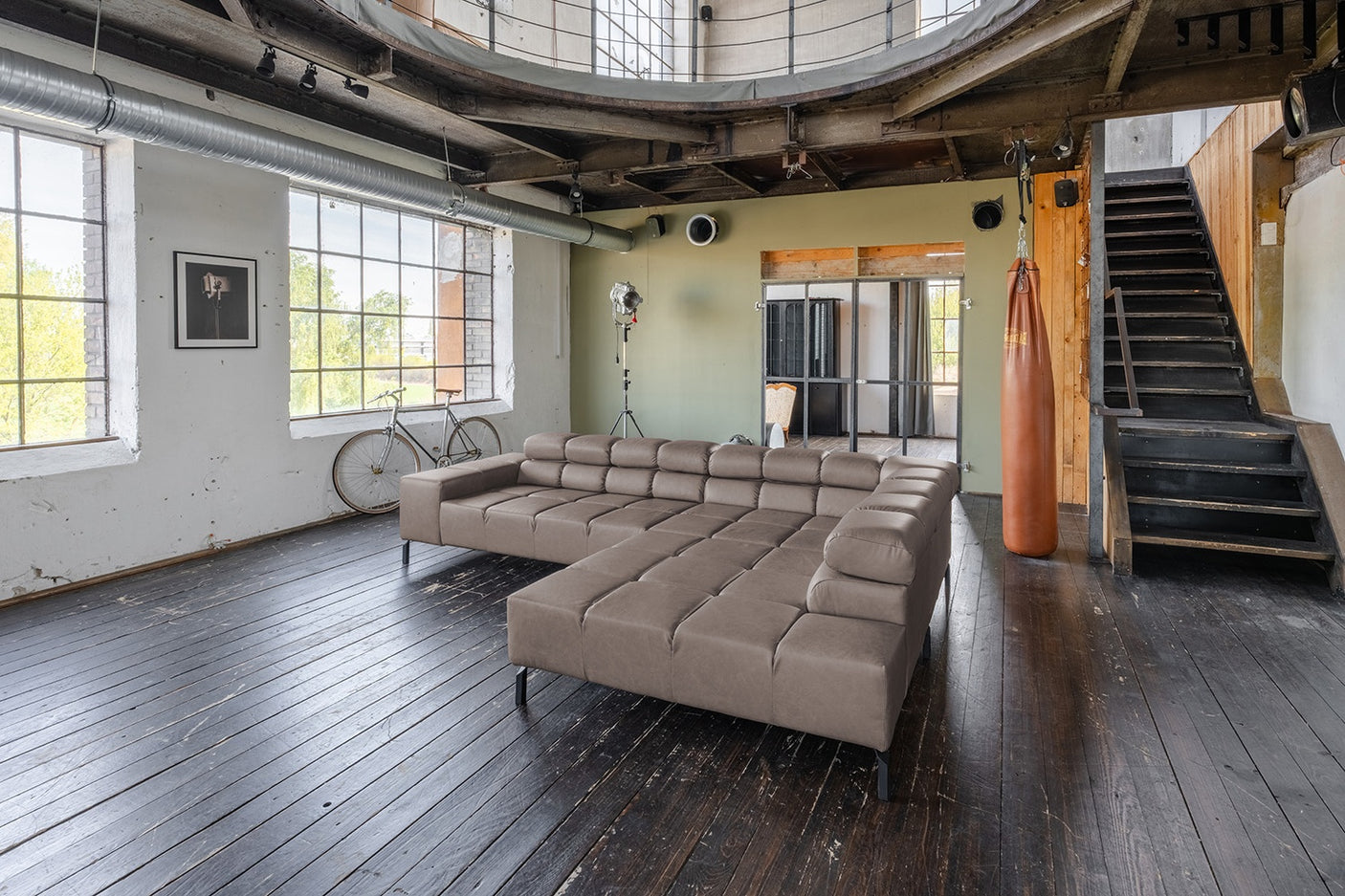 65e4db06-a309-48e3-9e91-9fa06b6292c7