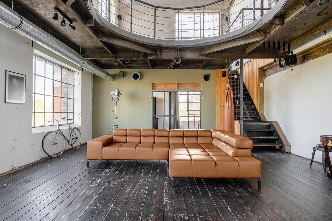 e976f6ff-4428-4774-b3f9-8db3d56a3fb1