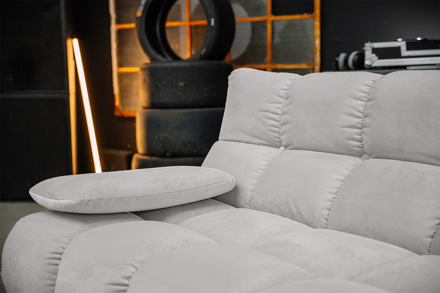 df67ca49-b1e5-4845-aa98-985253d3bf8d