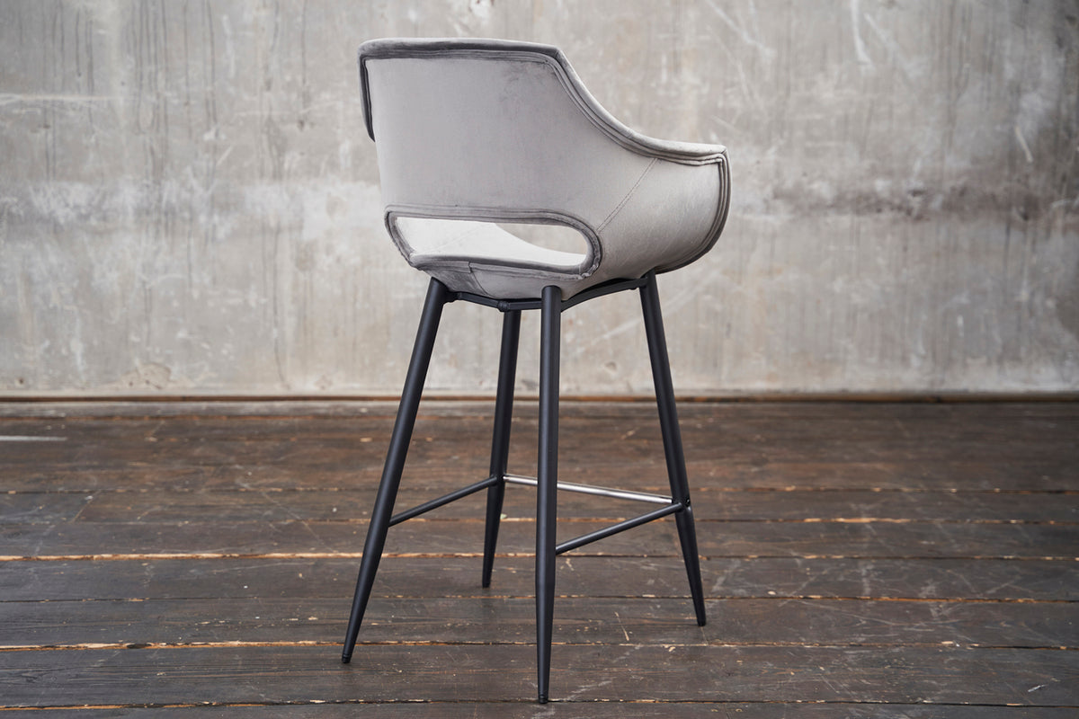 KAWOLA Barhocker ZAJA Barstuhl Sitzhöhe 76 cm Velvet grau